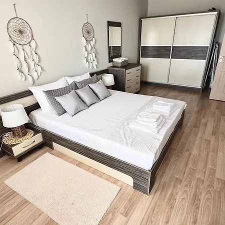 Nancy Sea View Apartment Sweti Wlas