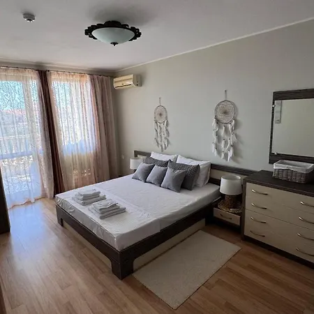 Apartment Nancy Sea View *