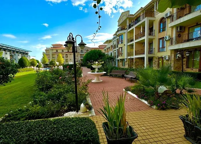 Nancy Sea View Апартамент Свети Влас