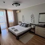 דירה Nancy Sea Escape - Pool & Sea View *