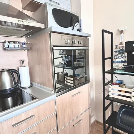 דירה Nancy Sea Escape - Pool & Sea View סבטי ולאס